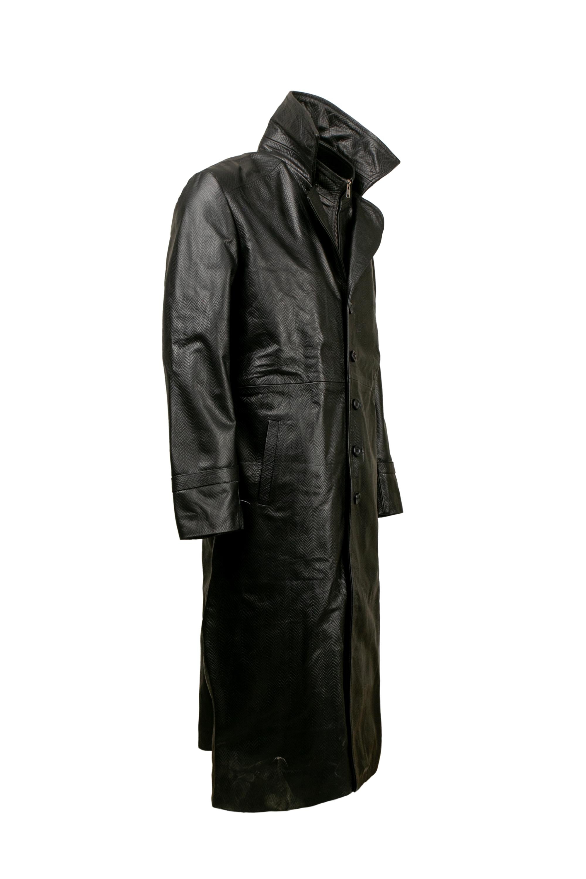 RE Doctor Wesker Trench Coat by Ox and Bulls – Stylish Unisex Cosplay Jacket, Game-Inspired Outerwear